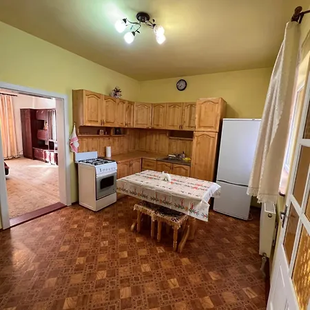 Guest house міраж 3*