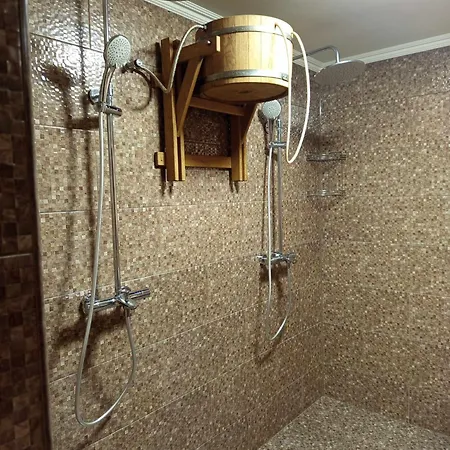 міраж Guest house Yasinya