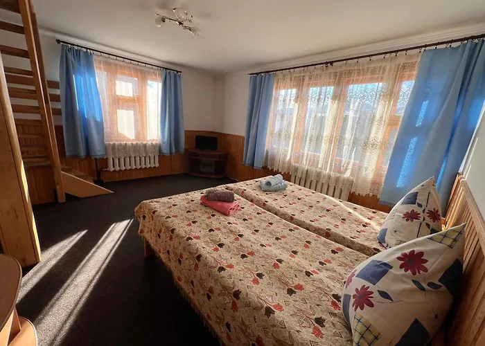 Guest house міраж Yasinya