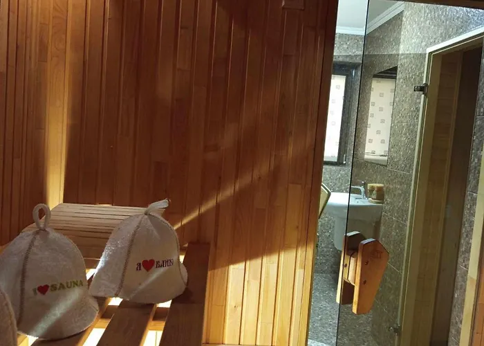 Guest house міраж 3*